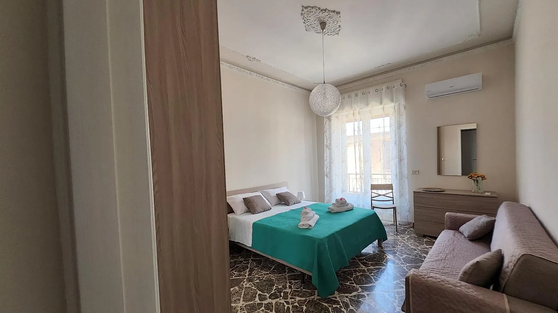Il Sole Sul Mare A 100 M Dal Lungomare Di Stazzo Villa 0*,